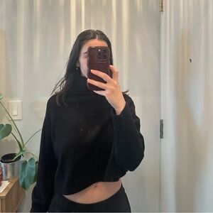 Zara Black turtleneck sweater crop fit